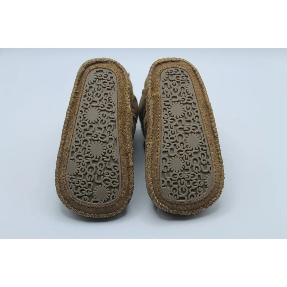 UGG baby neumel